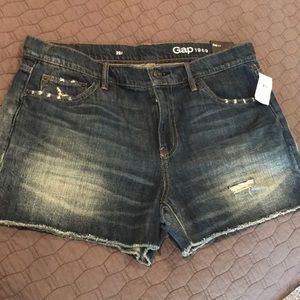 GAP women’s jean shorts
